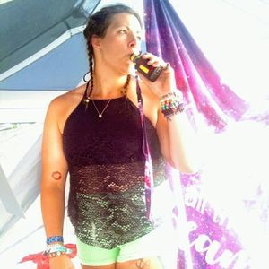 Meet your Posher, Madelyn